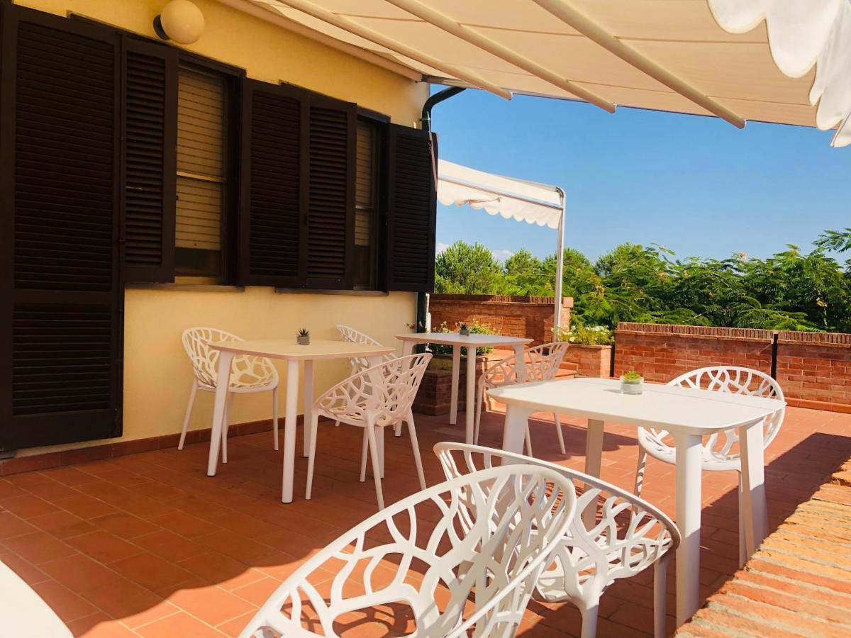 Villa Lavinia B&B Монтескудайо Экстерьер фото